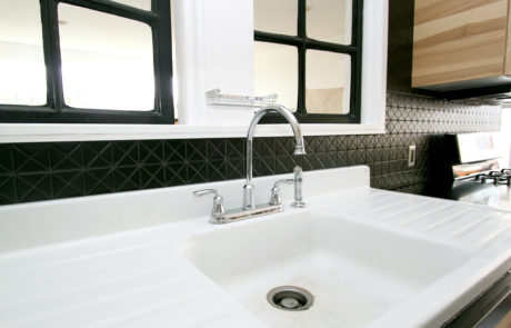 Kitchen Backsplash Tile Installation